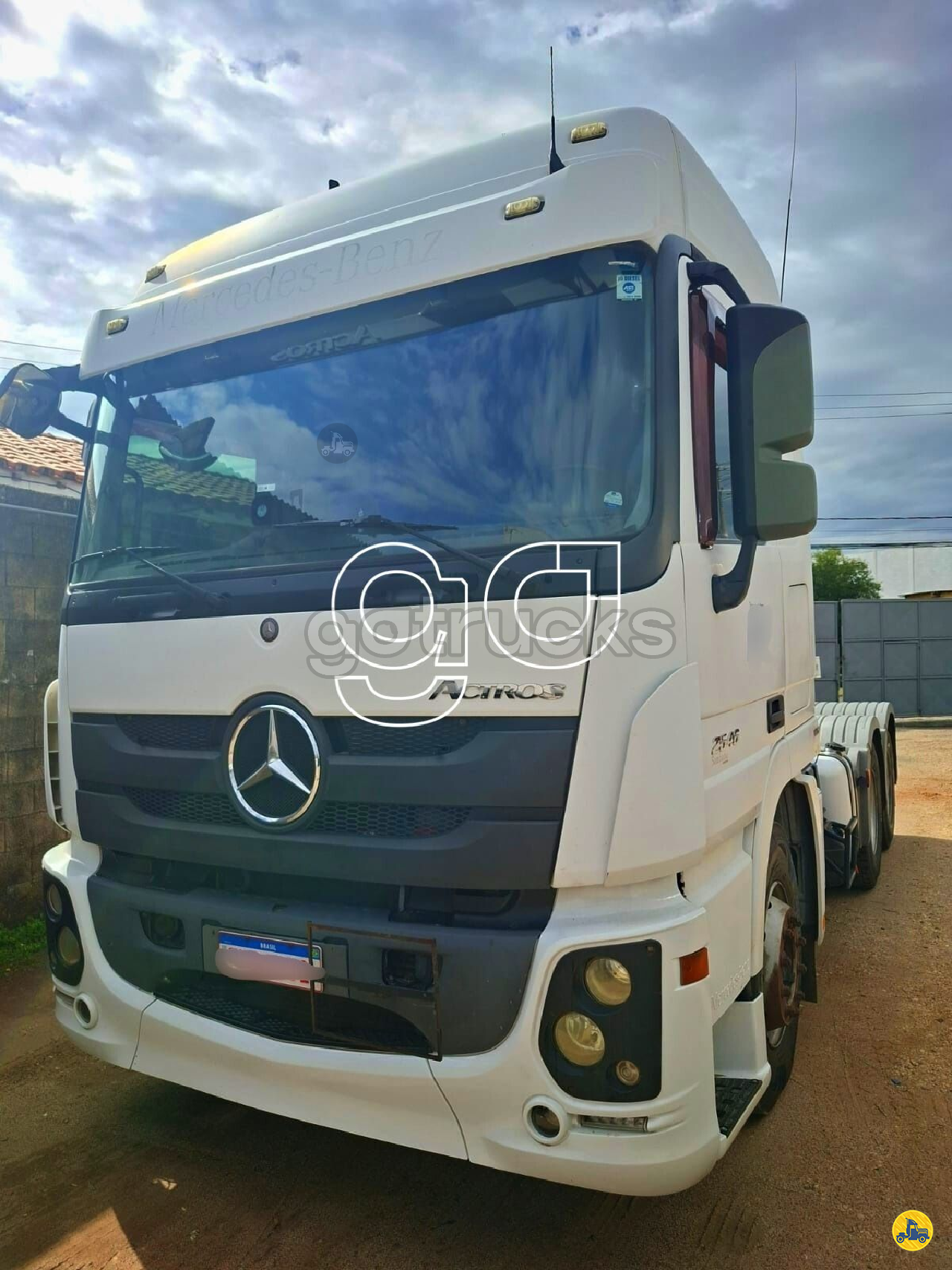 MB 2546 de GO Trucks 